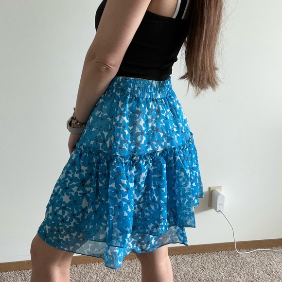 Blue Floral Women's Skirt - Picture 2 of 4